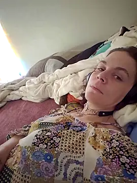 thatonespicychick online show from 12.23.24