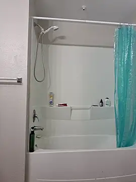 thatonespicychick online show from 03.23.25