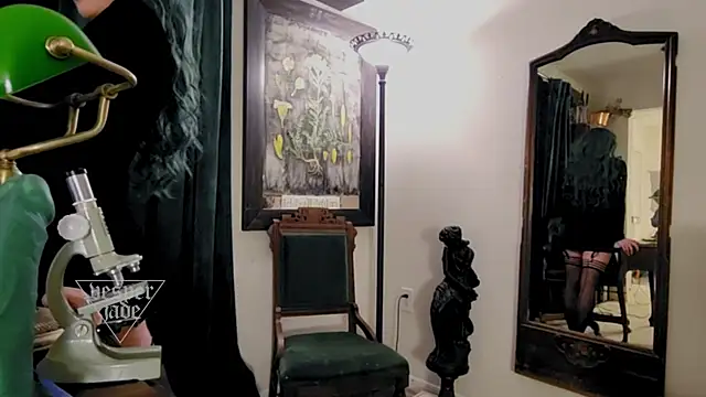 Snapshot of vesperjadex chatting on 03.10.25 vesperjadex online show from 03.10.25