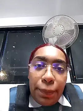 Cinnamon-Skin online show from 12.30.24