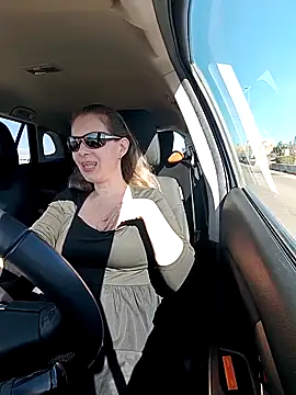 Snapshot of uber_babe chatting on 02.12.26 uber babe online show from 02.12.26