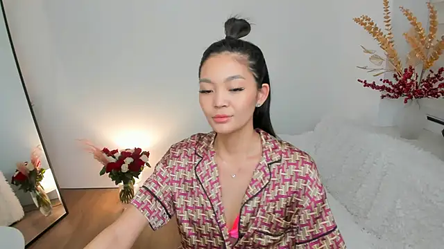 Peopleneedlove144 online show from 02.04.25