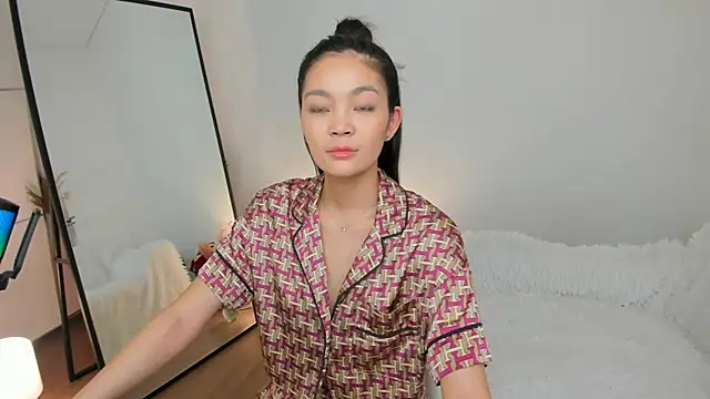 Peopleneedlove144 online show from 02.04.25