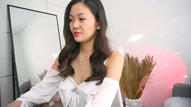 Peopleneedlove144 online show from 02.20.25