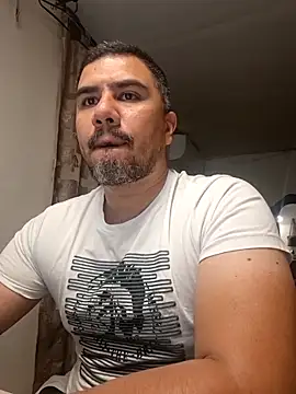 Snapshot of pob_cam chatting on 09.15.25 pob cam online show from 09.15.25