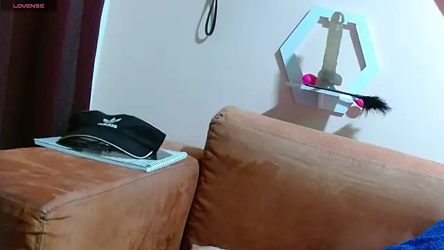 Snapshot of Latinnboy82 chatting on 04.09.26 Latinnboy82 online show from 04.09.26