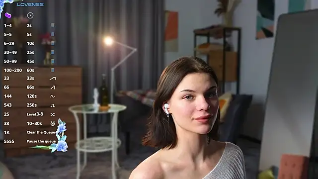 Snapshot of MimiLoll chatting on 03.06.25 MimiLoll online show from 03.06.25