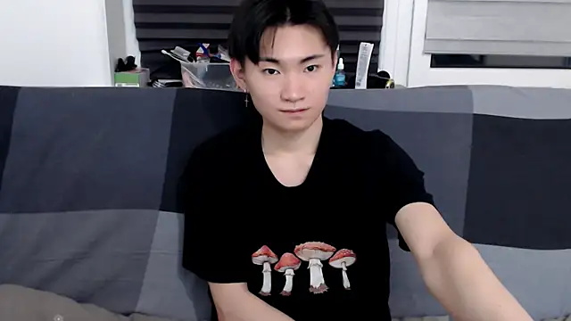 Miram Yu online show from 01.17.25