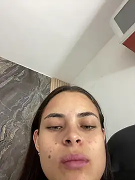 HannaRhodes online show from 10.28.25