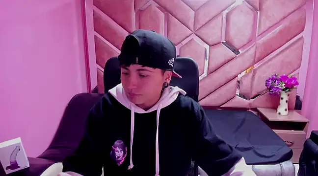 Snapshot of Im_Mathias chatting on 01.18.25 Im Mathias online show from 01.18.25