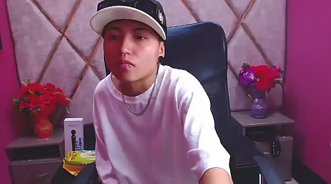 Snapshot of Im_Mathias chatting on 02.01.25 Im Mathias online show from 02.01.25