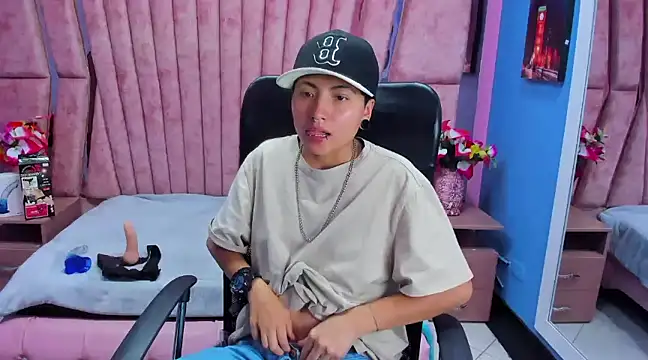 Snapshot of Im_Mathias chatting on 03.11.25 Im Mathias online show from 03.11.25