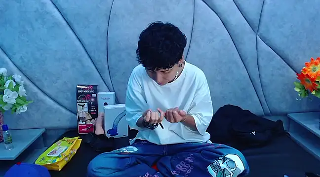 Snapshot of Im_Mathias chatting on 03.21.25 Im Mathias online show from 03.21.25