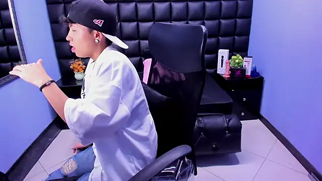 Snapshot of Im_Mathias chatting on 09.12.25 Im Mathias online show from 09.12.25