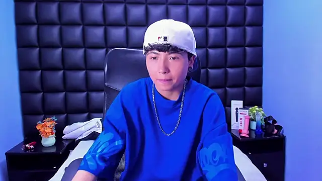 Snapshot of Im_Mathias chatting on 09.30.25 Im Mathias online show from 09.30.25