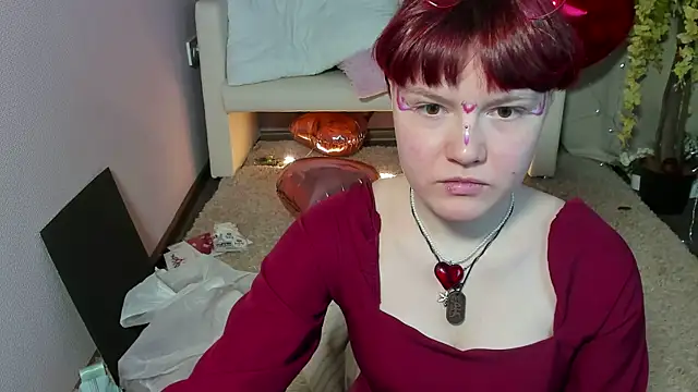 DreamyLuna online show from 02.14.25