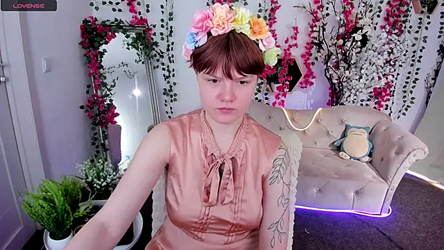 DreamyLuna online show from 11.09.25