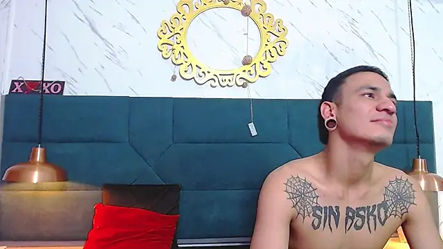 Snapshot of salome_daniel chatting on 03.22.25 salome daniel online show from 03.22.25