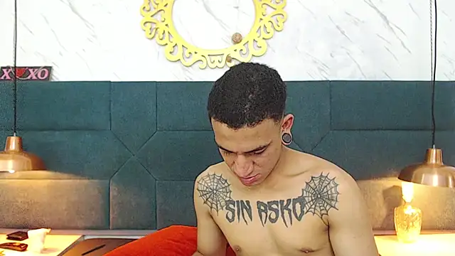 Snapshot of salome_daniel chatting on 09.15.25 salome daniel online show from 09.15.25