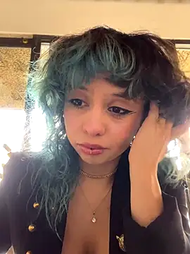 Snapshot of Sweet_Chaos chatting on 11.27.25 Sweet Chaos online show from 11.27.25