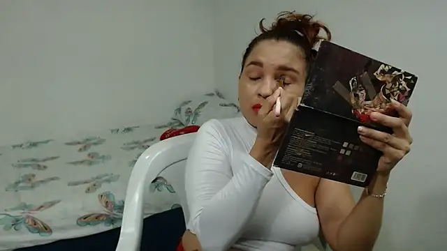 Agatha browser online show from 09.18.25