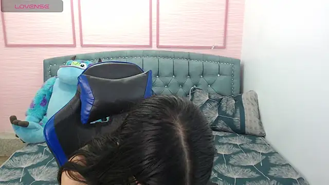 stephania t online show from 01.28.25