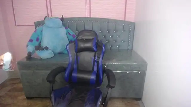 stephania t online show from 03.08.25