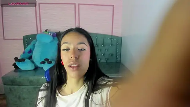 stephania t online show from 03.22.25