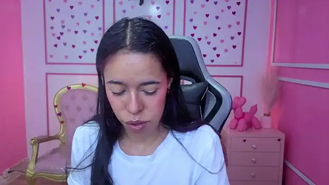 stephania t online show from 12.16.25