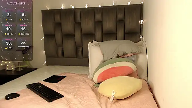 julz 03 online show from 12.28.24