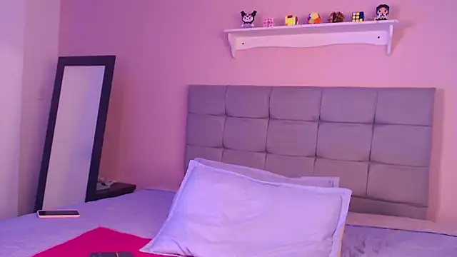 Snapshot of julz_03 chatting on 02.08.26 julz 03 online show from 02.08.26