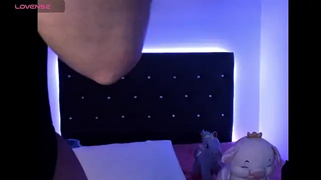 Alba Grey online show from 03.11.26