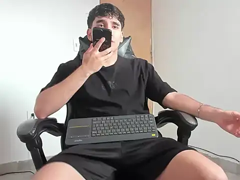 leo030809 online show from 04.08.26