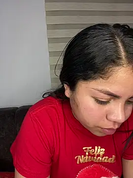 Snapshot of Elaa_euphoria chatting on 12.19.24 Elaa euphoria online show from 12.19.24