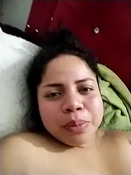 Snapshot of Elaa_euphoria chatting on 12.22.24 Elaa euphoria online show from 12.22.24