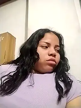 Snapshot of Elaa_euphoria chatting on 12.22.24 Elaa euphoria online show from 12.22.24