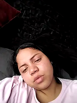 Snapshot of Elaa_euphoria chatting on 12.25.24 Elaa euphoria online show from 12.25.24