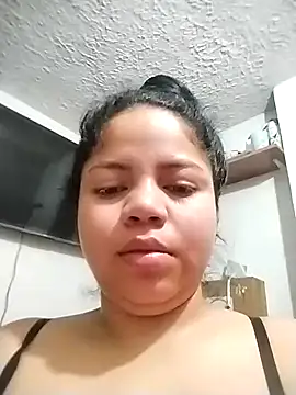 Snapshot of Elaa_euphoria chatting on 12.27.24 Elaa euphoria online show from 12.27.24