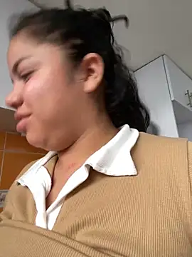 Snapshot of Elaa_euphoria chatting on 01.16.25 Elaa euphoria online show from 01.16.25