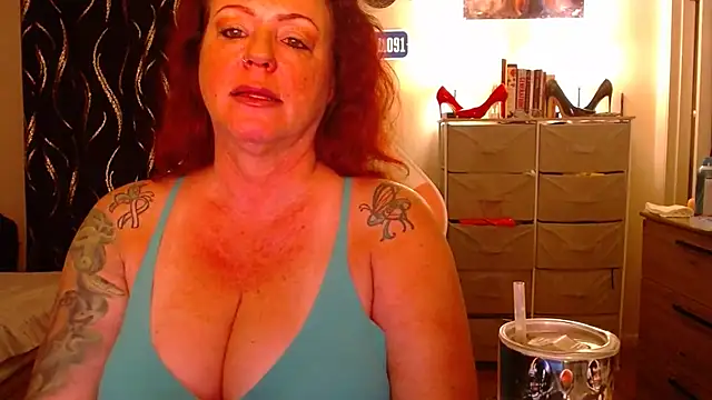 Nikkimastersgirl1091 online show from 09.20.25