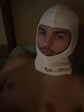 Snapshot of La_Compota07 chatting on 12.19.25 La Compota07 online show from 12.19.25