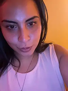 Snapshot of Effyvice13 chatting on 06.17.26 Effyvice13 online show from 06.17.26