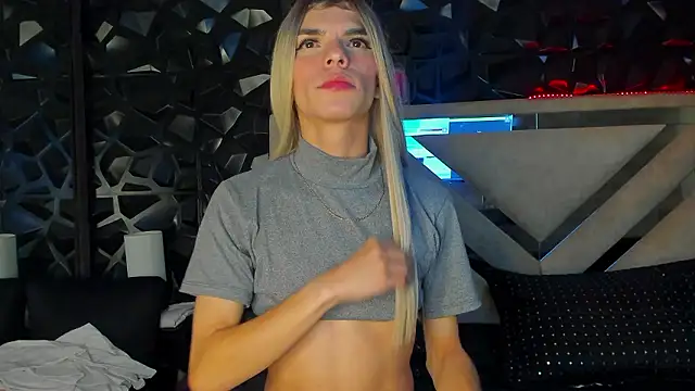 Snapshot of maxx_steell_ chatting on 12.04.24 maxx steell online show from 12.04.24