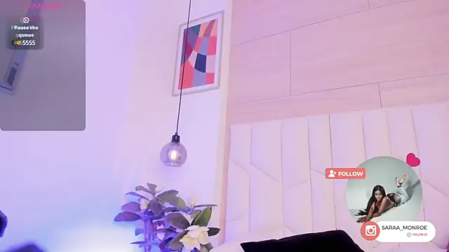 Snapshot of SaraMonroe1 chatting on 02.09.25 SaraMonroe1 online show from 02.09.25