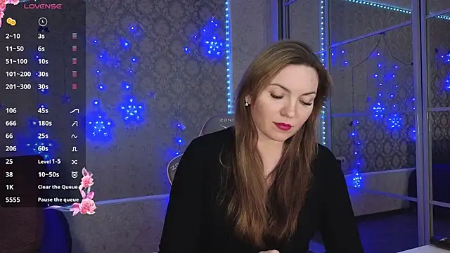 Snapshot of -DIVORA- chatting on 02.27.25 -DIVORA- online show from 02.27.25