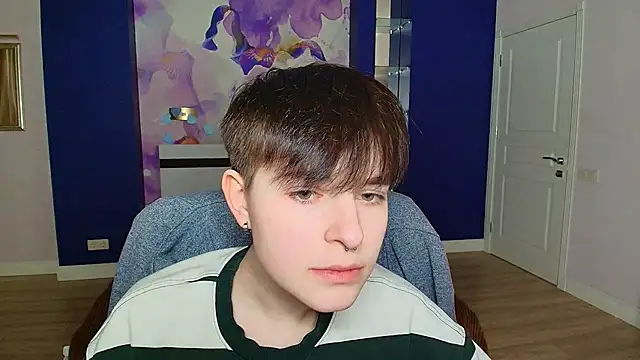 EmiliaYours online show from 12.30.24