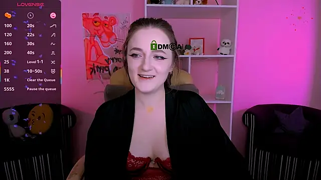 luna berryy online show from 09.26.25