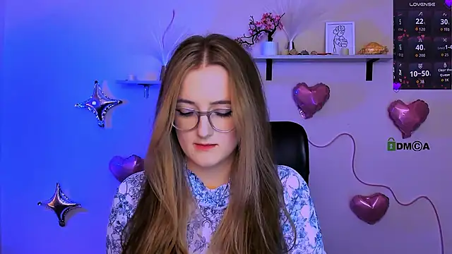 luna berryy online show from 02.18.26