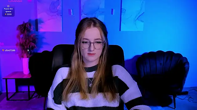 luna berryy online show from 03.11.26