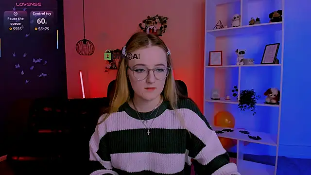 luna berryy online show from 04.12.26